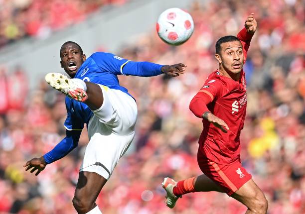 防守球的选 防守球的选