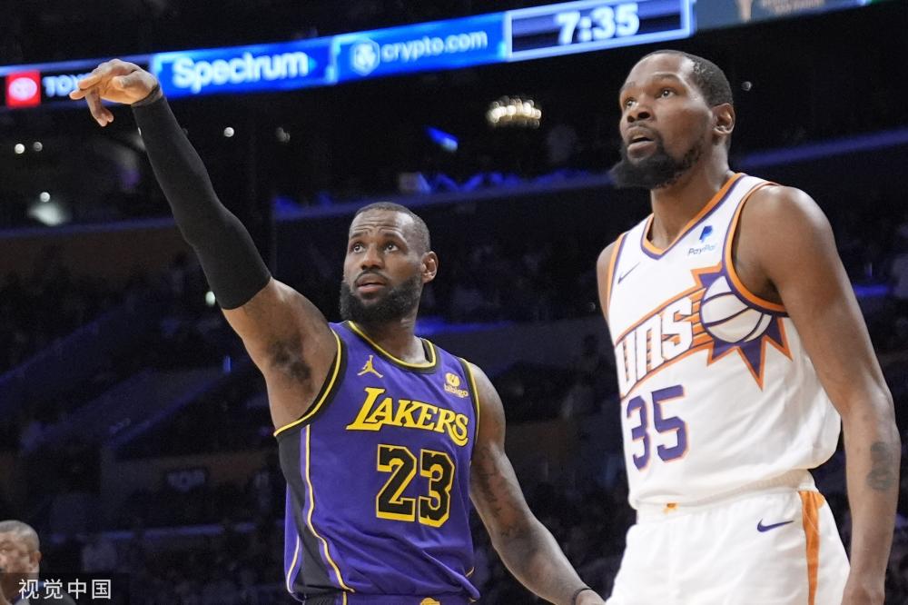 这位年轻的 这位年轻的